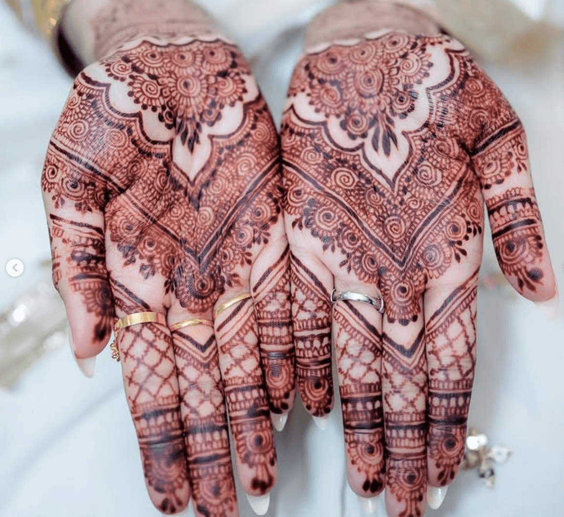 Henna design